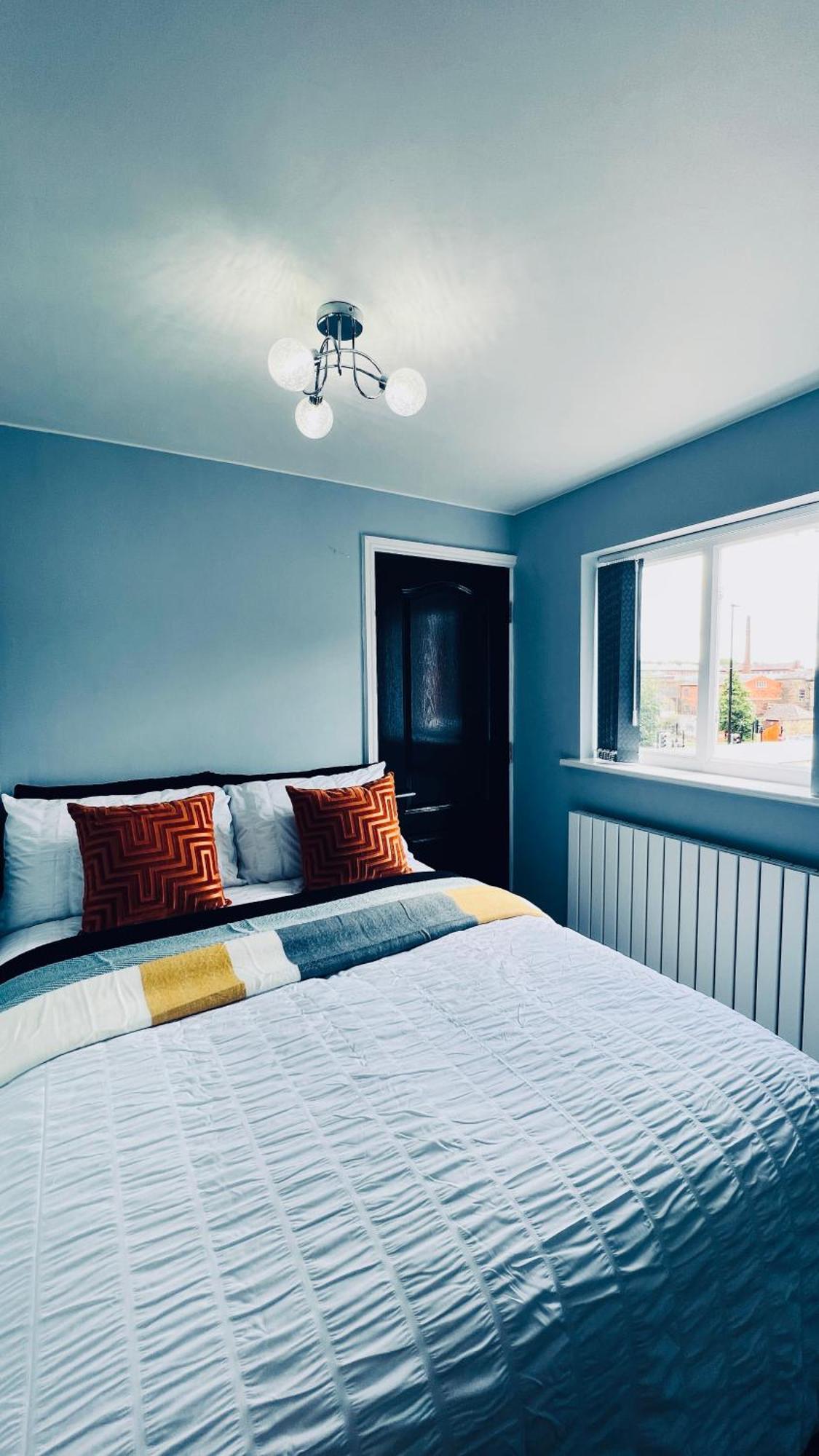 Deluxe 2 Bedroom Apartment Sheffield Bagian luar foto