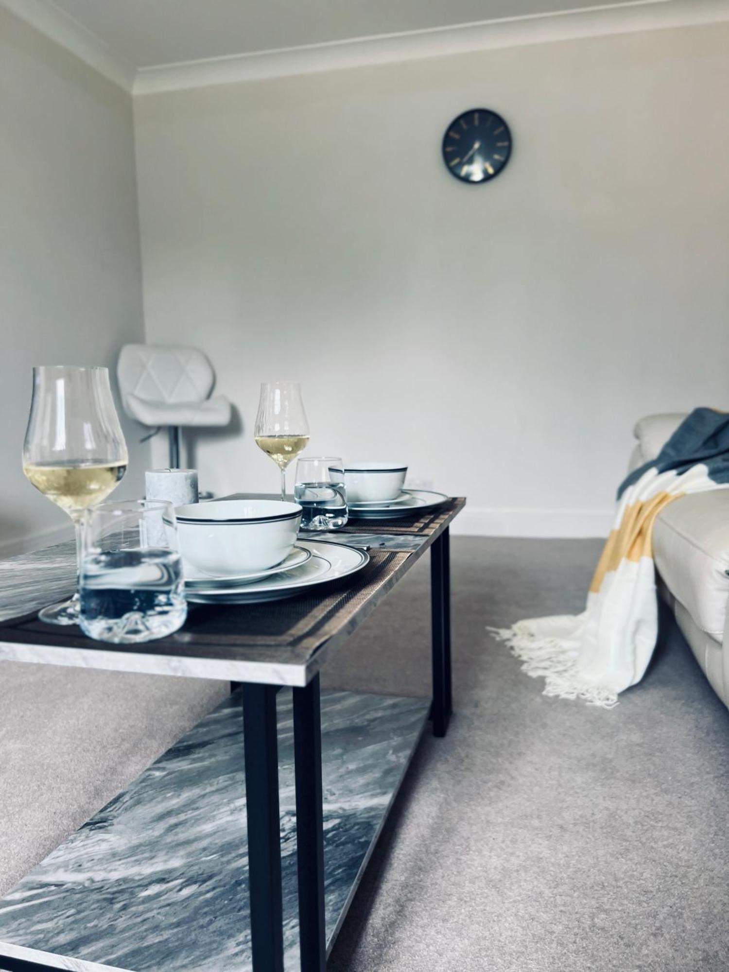 Deluxe 2 Bedroom Apartment Sheffield Bagian luar foto