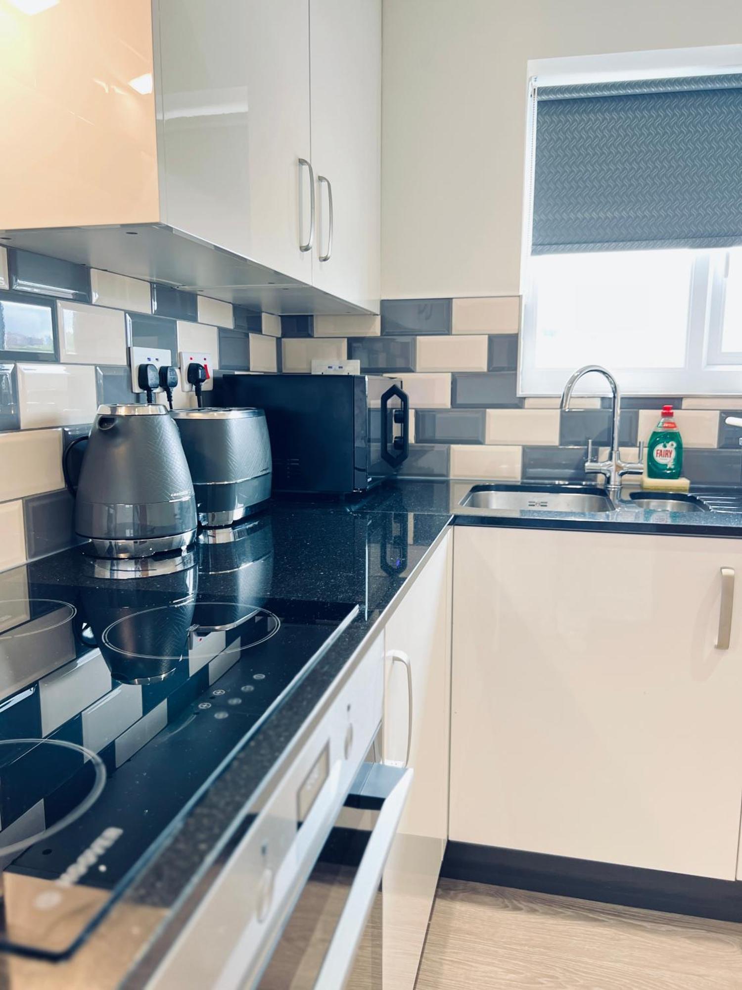 Deluxe 2 Bedroom Apartment Sheffield Bagian luar foto